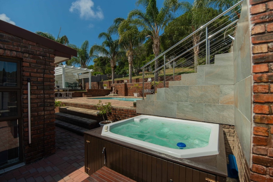 4 Bedroom Property for Sale in Lovemore Heights Estate Eastern Cape